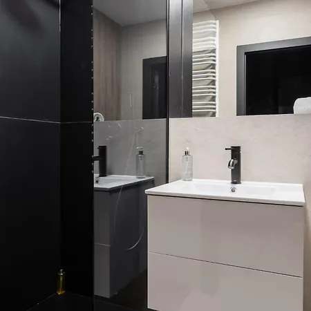 Rentplanet - Browary Wroclawskie Apartment